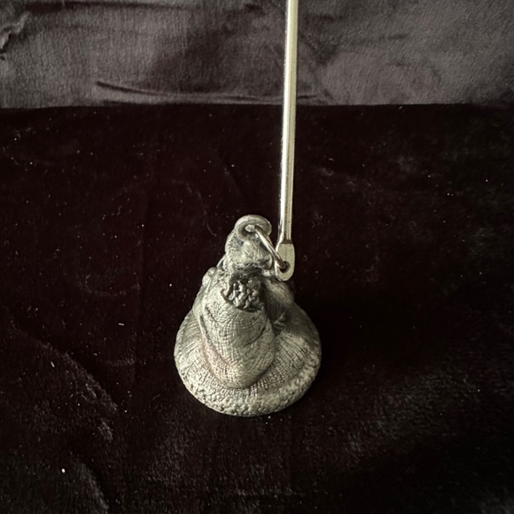 Vintage Pewter Christmas Santa candle snuffer - Picture 4 of 7